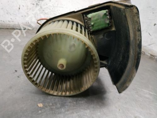 Used Heater blower motor RENAULT KANGOO III Box Body/MPV 1.5 Blue dCi 75 (FJAA) (75 hp) 27401802