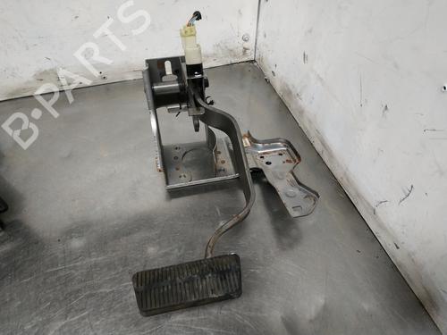bremsepedal CHEVROLET EPICA (KL1_) 2.5 (156 hp) 26253515