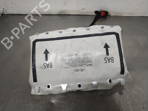 Used Passenger airbag CITROËN C4 Coupe (LA_) 1.6 HDi (109 hp) 26253042