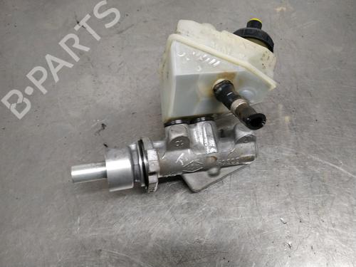 Used Brake master cylinder RENAULT KANGOO III Box Body/MPV 1.5 Blue dCi 75 (FJAA) (75 hp) 27401798