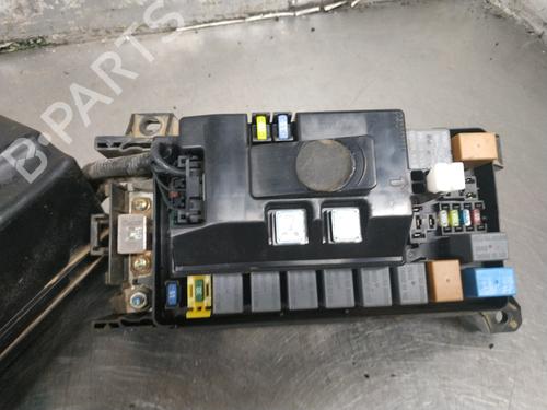Fuse box KIA SORENTO I (JC) 2.5 CRDi 4WD | BP27402302E1 
