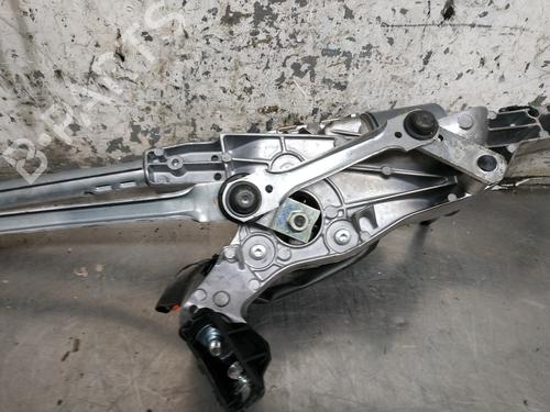 Front wiper motor MERCEDES-BENZ C-CLASS (W204) C 200 CDI (204.007, 204.006) | BP26264919M29 