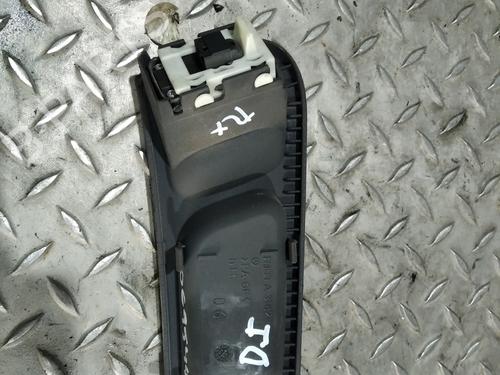 Front left interior door handle MERCEDES-BENZ C-CLASS (W203) C 180 (203.035) | BP26265572I13 