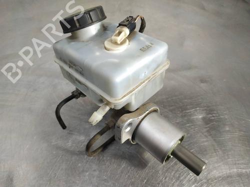 Used Brake master cylinder MERCEDES-BENZ B-CLASS Sports Tourer (W245) B 180 CDI (245.207) (109 hp) 26245239