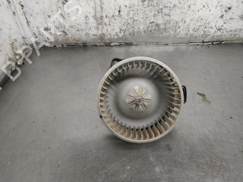 Used Heater blower motor KIA SORENTO I (JC) 2.5 CRDi 4WD (140 hp) 27402294