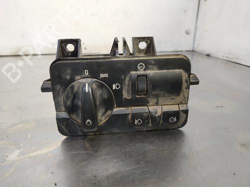 Used Headlight switch BMW 3 (E46) 320 d (136 hp) 26253008