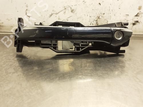 Used Front left exterior door handle MERCEDES-BENZ E-CLASS (W211) E 220 CDI (211.006) (150 hp) 26245304