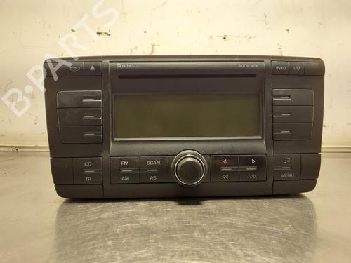 Used Radio SKODA OCTAVIA I (1U2) 1.9 TDI (110 hp) 27400080