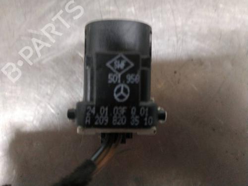 Right rear window switch MERCEDES-BENZ CLK (C209) CLK 270 CDI (209.316) | BP26265244I28 