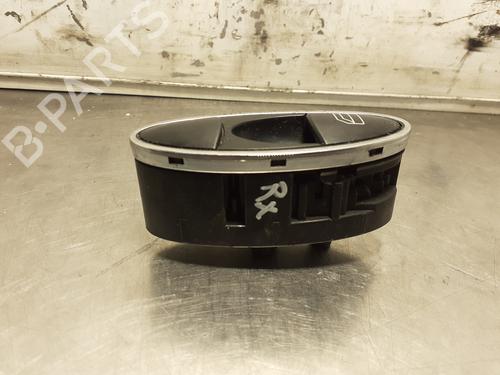 Used Right rear window switch MERCEDES-BENZ E-CLASS (W211) E 220 CDI (211.006) (150 hp) 26245318