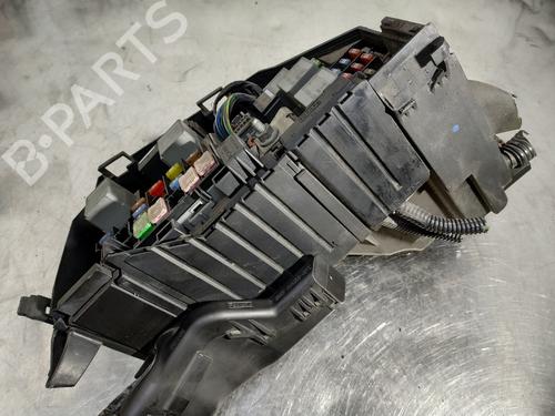 Fuse box FORD MONDEO III (B5Y) 2.0 16V | BP26246568E1 