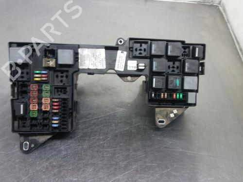 Used Fuse box JAGUAR XF I (X250) 2.7 D (207 hp) 26267343