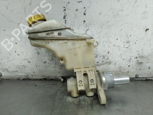 Used Brake master cylinder FIAT FIORINO Box Body/MPV (225_) 1.3 D Multijet (225BXD1A, 225BXB1A, 225BXB11) (75 hp) 26254662