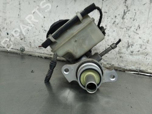 Used Brake master cylinder OPEL ASTRA H GTC (A04) 1.7 CDTi (L08) (101 hp) 27401092