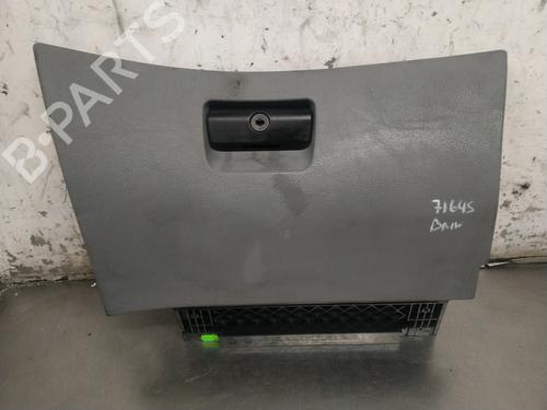 Used Glove box BMW 3 (E46) 318 d (116 hp) 27401921