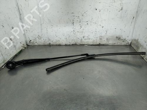 Used Front windshield wiper arm CITROËN C4 Picasso II 1.2 THP 130 (130 hp) 27400892