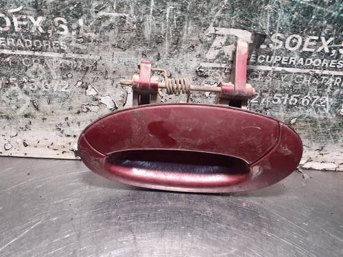 Used Rear left exterior door handle HYUNDAI LANTRA II Estate (J-2) 1.6 16V (114 hp) 26242693