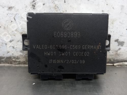 Elektronisk modul NISSAN TERRANO II Van (R20) 2.7 TDi 4WD (125 hp) 26256379