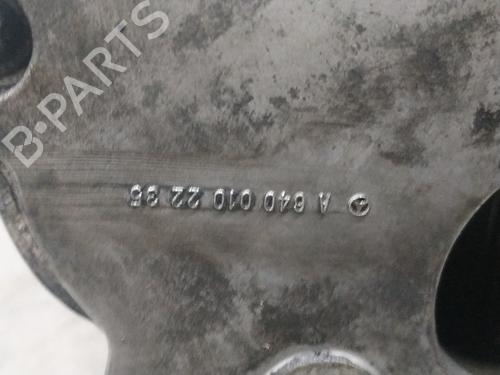 Used Cylinder head MERCEDES-BENZ B-CLASS Sports Tourer (W245) B 180 CDI (245.207) (109 hp) 27097850