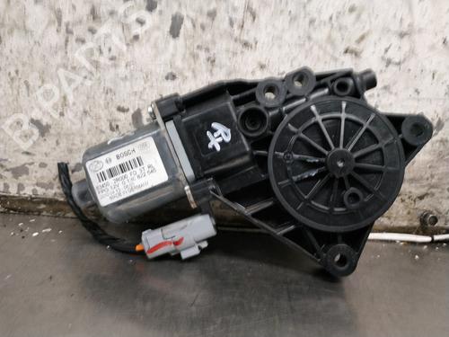 Used Left rear window motor HYUNDAI i30 (FD) 1.6 CRDi (116 hp) 27401180
