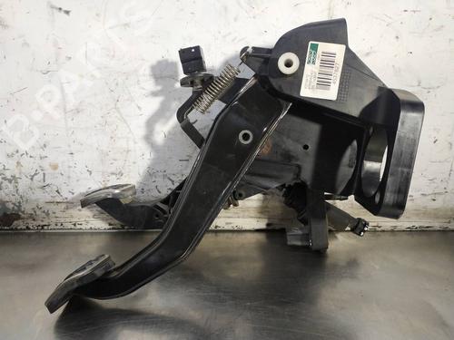 Clutch pedal MERCEDES-BENZ B-CLASS Sports Tourer (W245) B 180 CDI (245.207) | BP26245240I13 