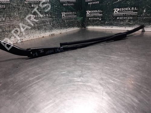 Front windshield wiper arm BMW 1 (E81) 116 d | BP8057143C143 