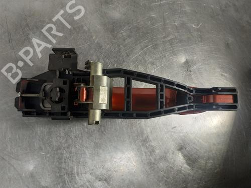 Front right exterior door handle FORD MONDEO III (B5Y) 2.0 16V | BP26246584C129 