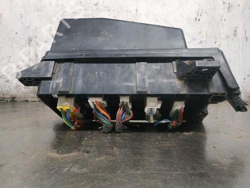 Fuse box KIA SORENTO I (JC) 2.5 CRDi 4WD | BP27402302E1 