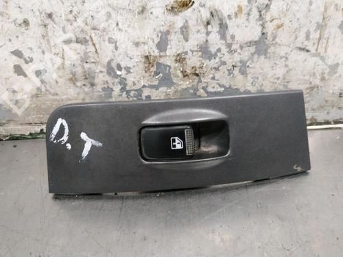 Used Right rear window switch HYUNDAI MATRIX (FC) 1.5 CRDi (82 hp) 26263778