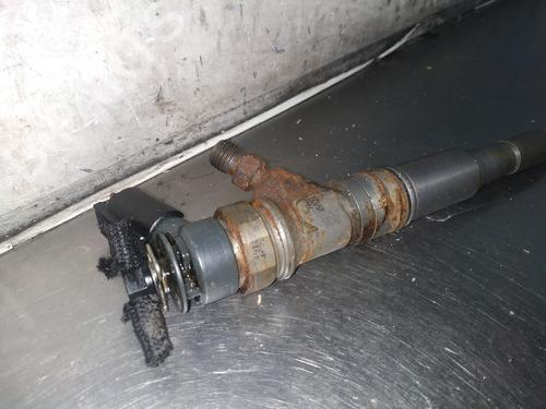 Used Injector BMW 5 (E60) 525 d (177 hp) 26264435