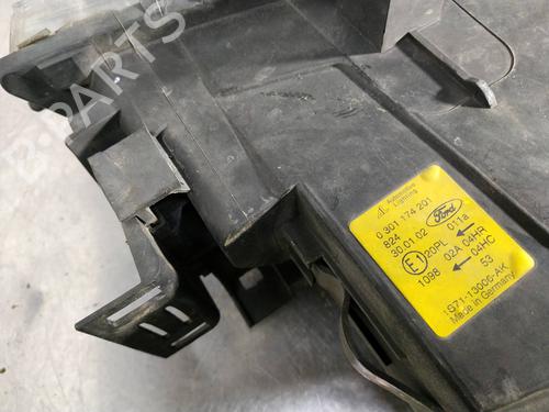 Left headlight FORD MONDEO III (B5Y) 2.0 16V | BP26245606C28 