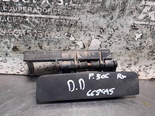 Used Front right exterior door handle PEUGEOT 306 Hatchback (7A, 7C, N3, N5) 1.9 D (69 hp) 9197305