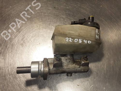 Hovedbremsecylinder BMW 5 Touring (F11) 530 i (272 hp) 8612630
