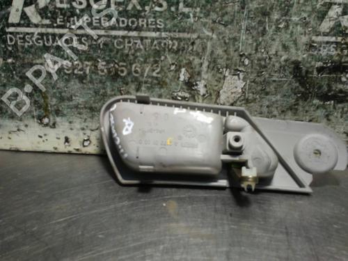 Front left interior door handle MERCEDES-BENZ C-CLASS (W203) C 220 CDI (203.008) | BP8522231I13 