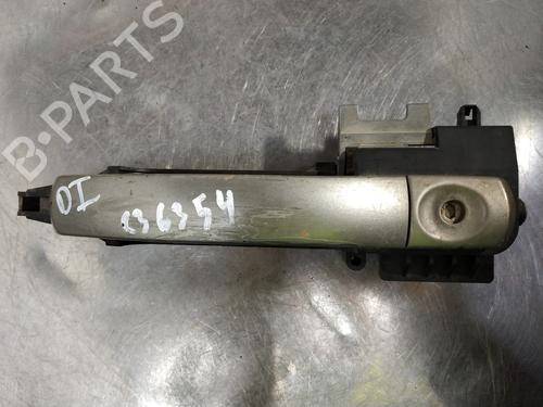 Used Front left exterior door handle FORD MONDEO III (B5Y) 2.0 16V (146 hp) 26245931