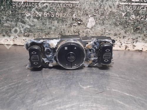 Commande Chauffage MERCEDES-BENZ M-CLASS (W163) ML 400 CDI (163.128) (250 hp) 8040190