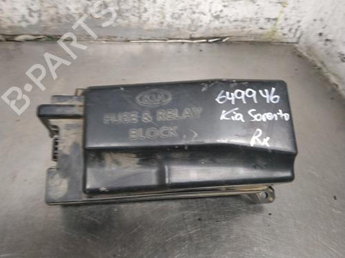 Fuse box KIA SORENTO I (JC) 2.5 CRDi 4WD | BP27402302E1 