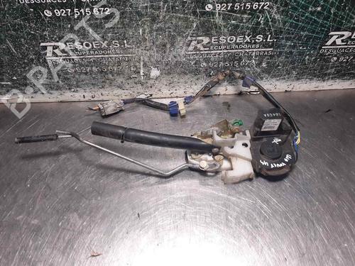 Used Front right lock DAIHATSU ROCKY Soft Top (F7, F8) 2.0 (F70, F75, F80, F85) (88 hp) 8148062