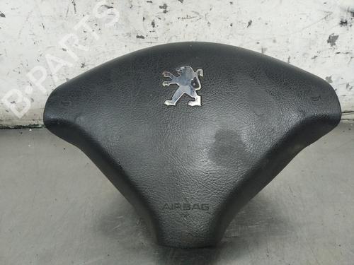 Used Driver airbag PEUGEOT 307 Break (3E) 1.6 HDi 110 (109 hp) 26256808