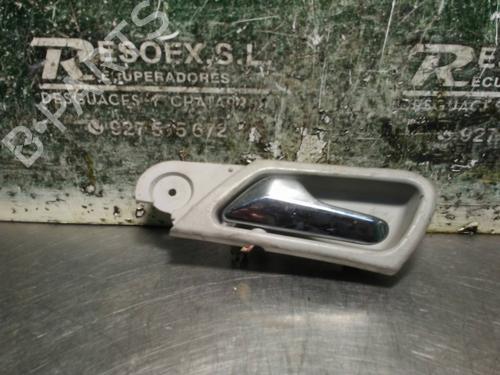 Used Front left interior door handle MERCEDES-BENZ C-CLASS (W203) C 220 CDI (203.008) (150 hp) 8522231