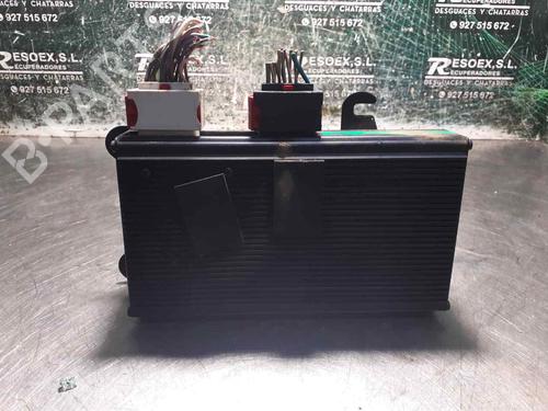 Used Radio PEUGEOT 607 (9D, 9U) 2.2 HDi (133 hp) 8229057