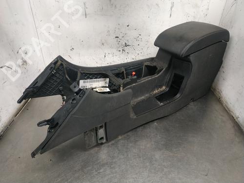 Armrest / Center console FORD MONDEO II (BAP) 1.8 i | BP26257112I20 