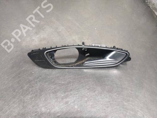 Used Front right interior door handle AUDI A1 (8X1, 8XK) 1.0 TFSI (95 hp) 26266357