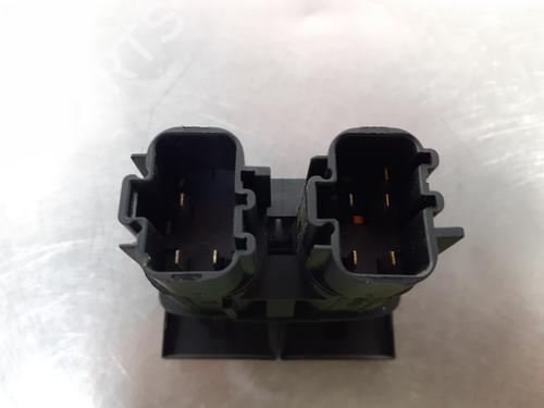 Warning switch FORD MONDEO III (B5Y) 2.0 16V | BP26243251I22 
