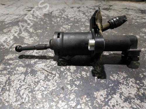 Used Clutch slave cylinder SEAT IBIZA IV (6J5, 6P1) 1.4 (85 hp) 26245848