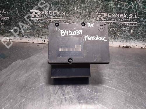 Used ABS pump MERCEDES-BENZ C-CLASS (W203) C 220 CDI (203.008) (150 hp) 8106492