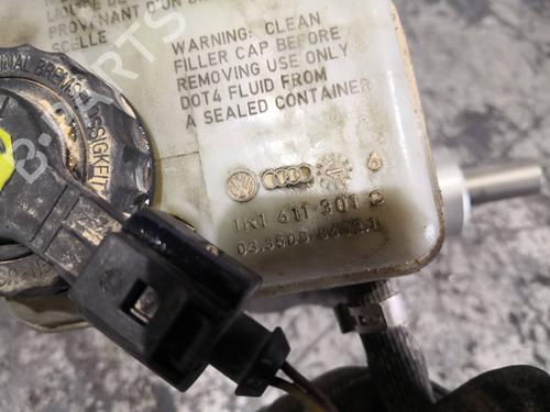 Brake master cylinder SEAT ALTEA (5P1) 1.9 TDI | BP26247139M77 