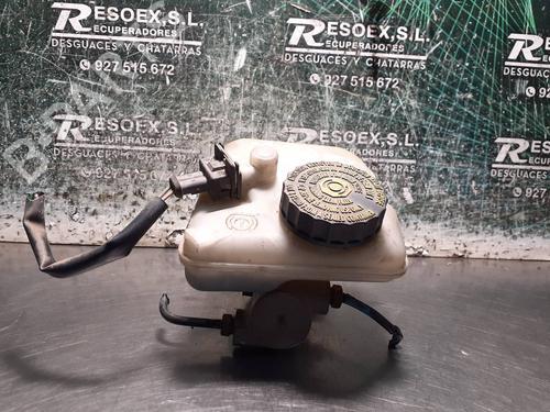 Hovedbremsecylinder CITROËN XSARA Break (N2) 1.9 D (70 hp) 9553463