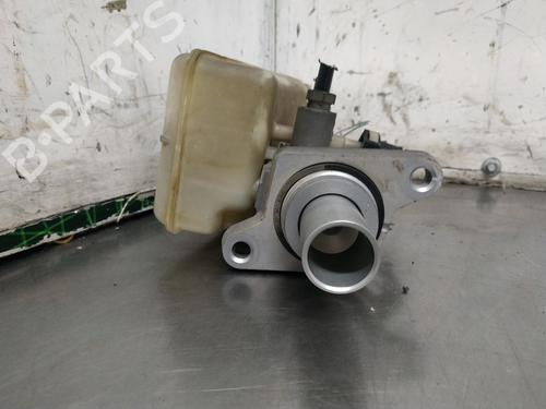 Brake master cylinder FORD MONDEO III (B5Y) 2.0 16V | BP26254625M77 