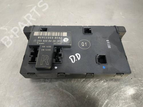 Used Comfort control module MERCEDES-BENZ C-CLASS (W203) C 220 CDI (203.008) (150 hp) 26243436